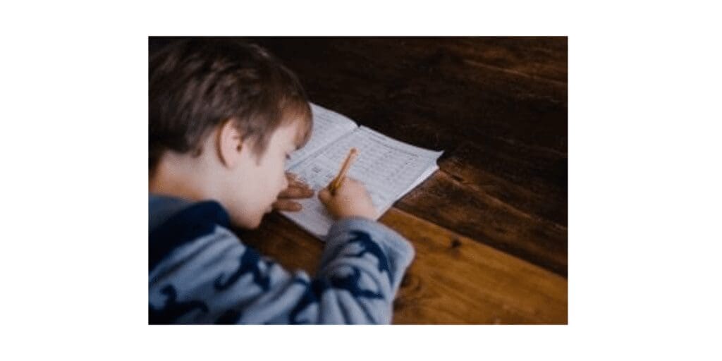 child writingg